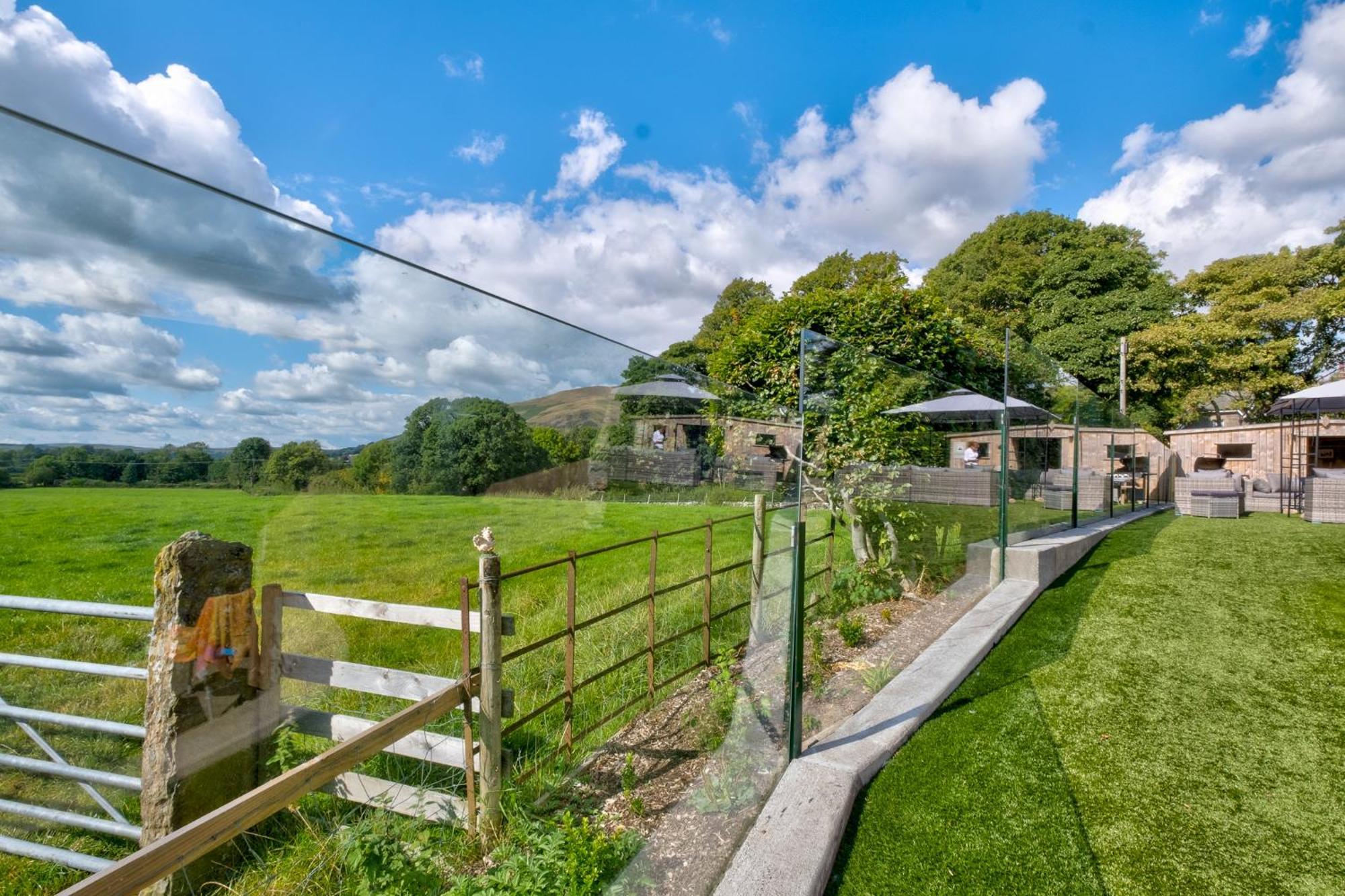 Howgills House Hotel Sedbergh Exterior photo