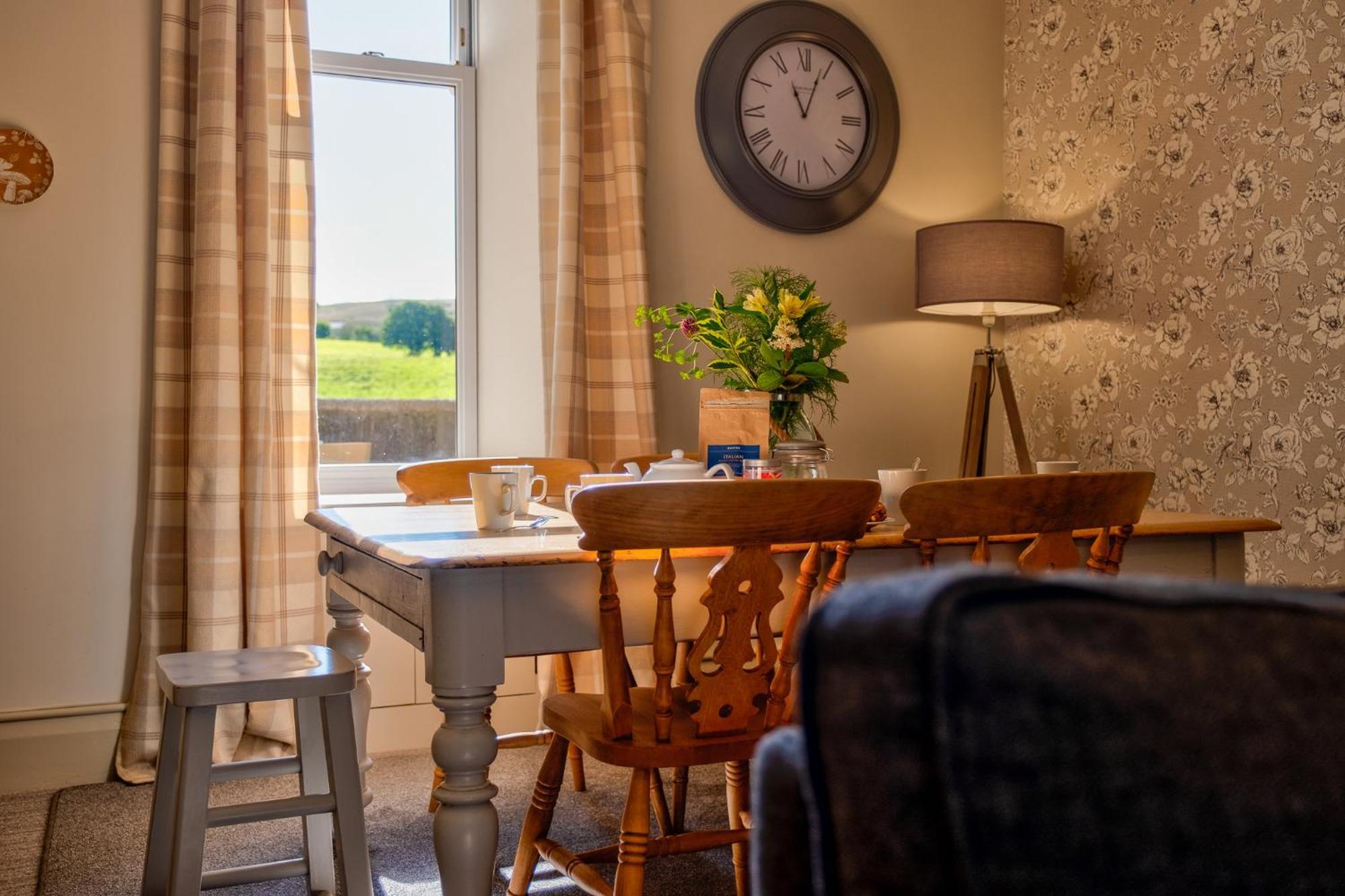 Howgills House Hotel Sedbergh Exterior photo
